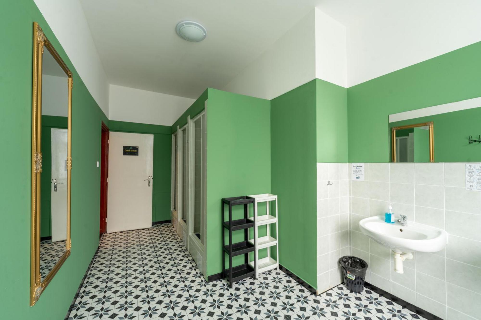 Best Spot Hostel Prague Ngoại thất bức ảnh